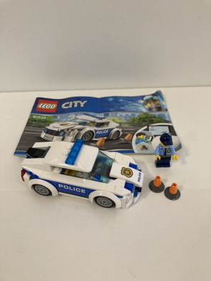 Lego 60239 Auto di pattuglia della polizia(mancano 3 Pz Piccolissimi)  